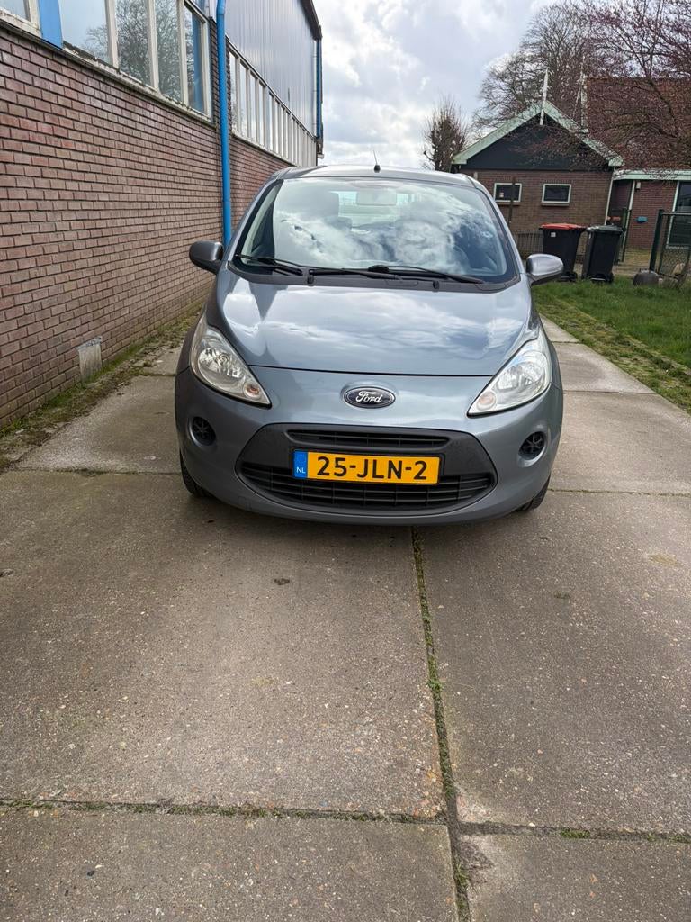 Ford Ka 1.2 51KW 2009 Grijs NIEUW APK, Voorwielaandrijving, Stof, 1242 cc, 4 cilinders