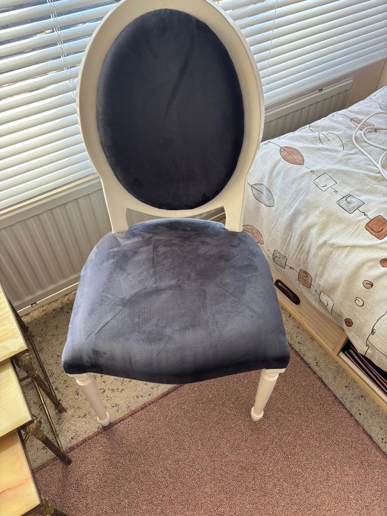 Elegante medaillon stoel  Louis XVI-stijl, Huis en Inrichting, Ophalen, Gebruikt, Zwart, Eén