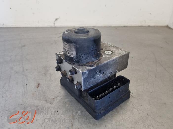 ABS Pomp van een Volkswagen Transporter, Gebruikt, -, Volkswagen, -