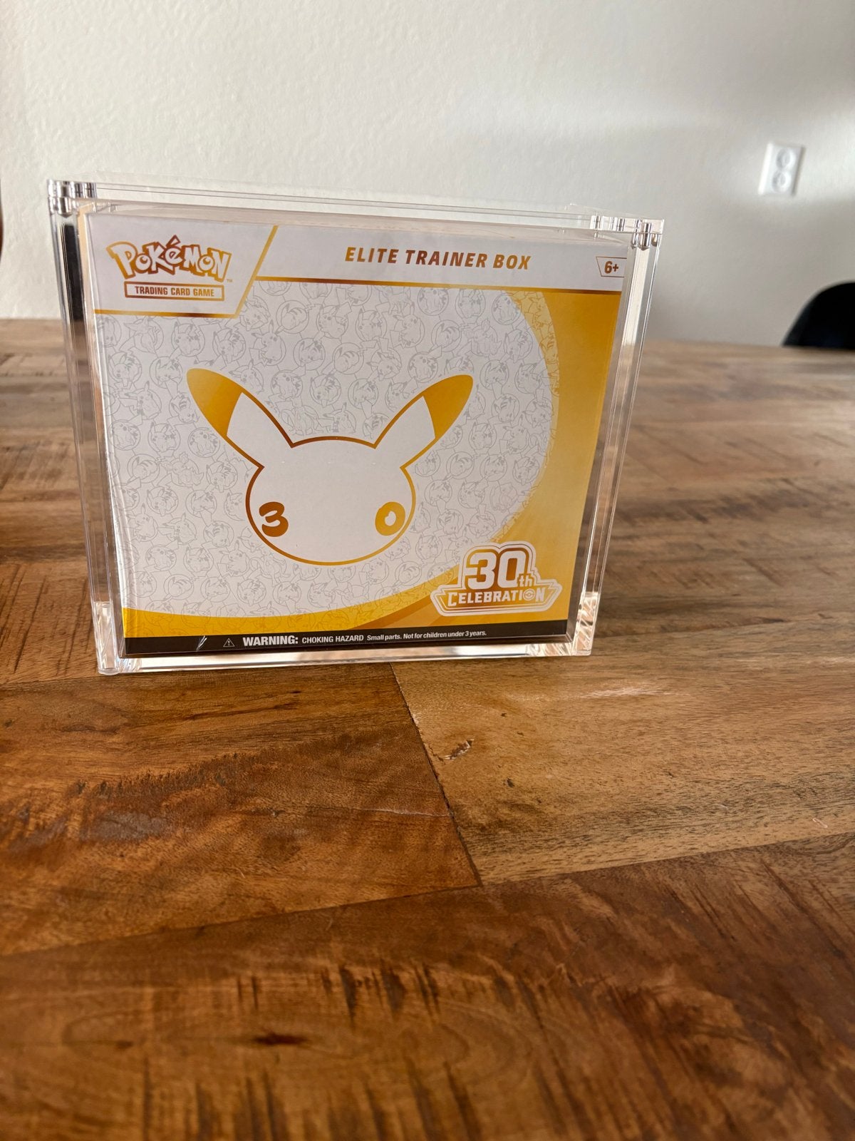 Pokémon 30th Celebrations Elite Trainer Box (zonder case), Ophalen, Nieuw, Overige typen
