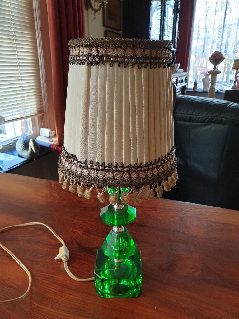 Art Deco tafellamp van geslepen smaragdkleurig kristal, Antiek en Kunst, Ophalen
