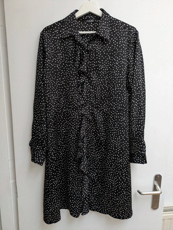 Norah jurk maat 38 zwart met stippen, Kleding | Dames, Jurken, Maat 38/40 (M), Verzenden, Zwart, Zo goed als nieuw