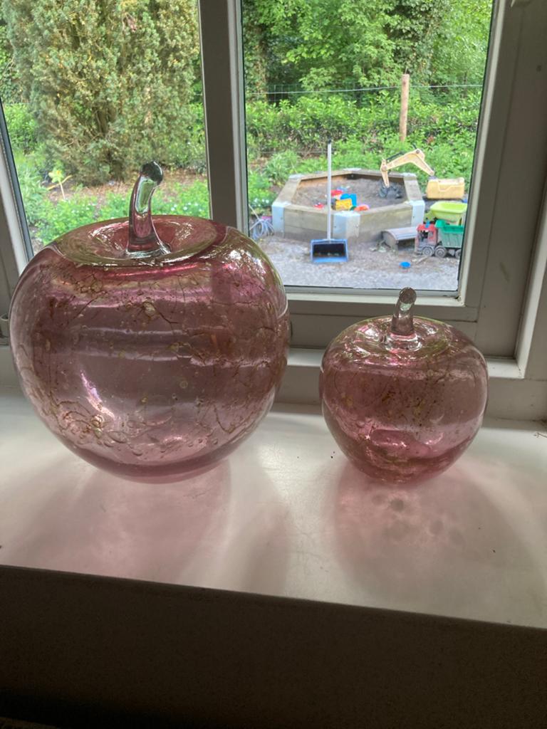 Fidrio Holland Set 2 roze glazen appels met goud, Ophalen of Verzenden, Nieuw