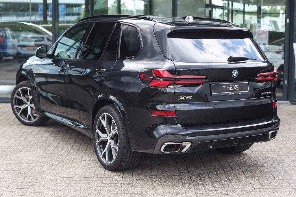BMW X5 xDrive50e M Sport Automaat / Trekhaak / Panoramadak /, Automaat, X5, 2395 kg, Leder