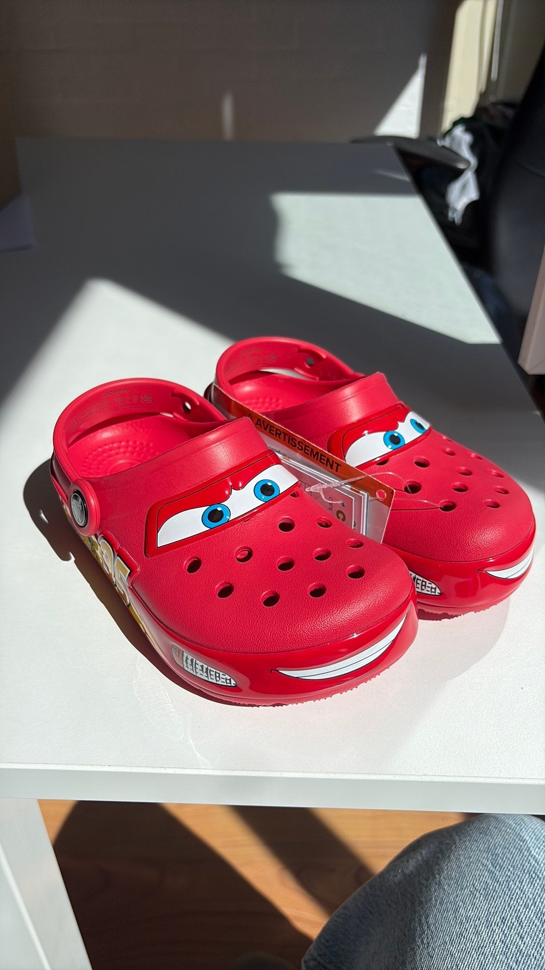 Crocs Classic Clog Cars Lightning McQueen (Kids) 29-30, Jongen of Meisje, Schoenen, Nieuw, Ophalen of Verzenden