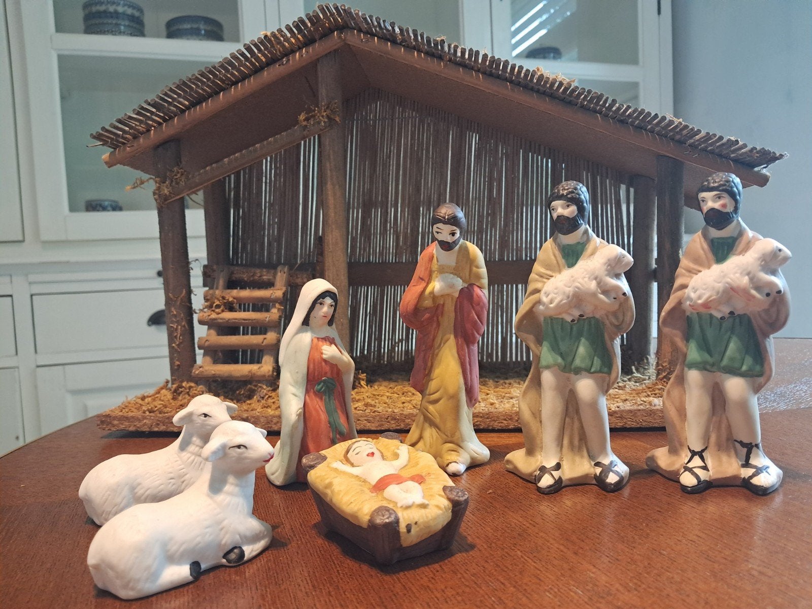 Nr 2 Schitterende Kerststal met beeldjes - 40x26x15 cm KERST, Diversen, Kerst, Ophalen of Verzenden, Gebruikt