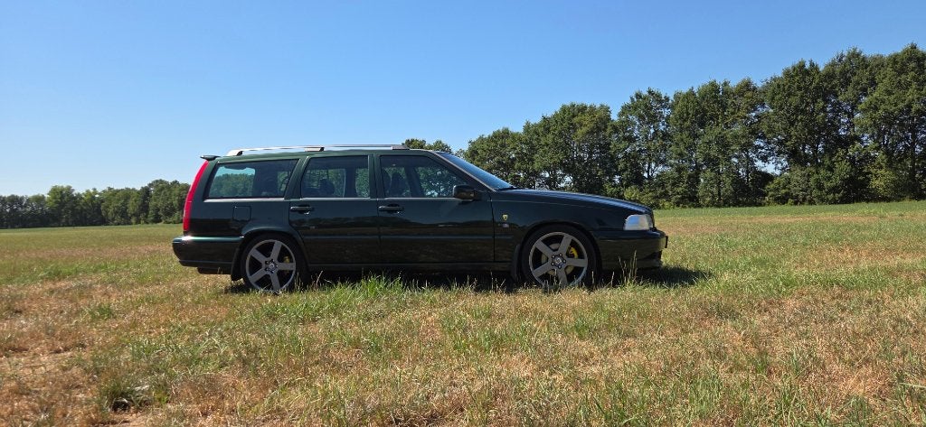 Volvo V70 2.4 R AWD AUT 1999 Groen