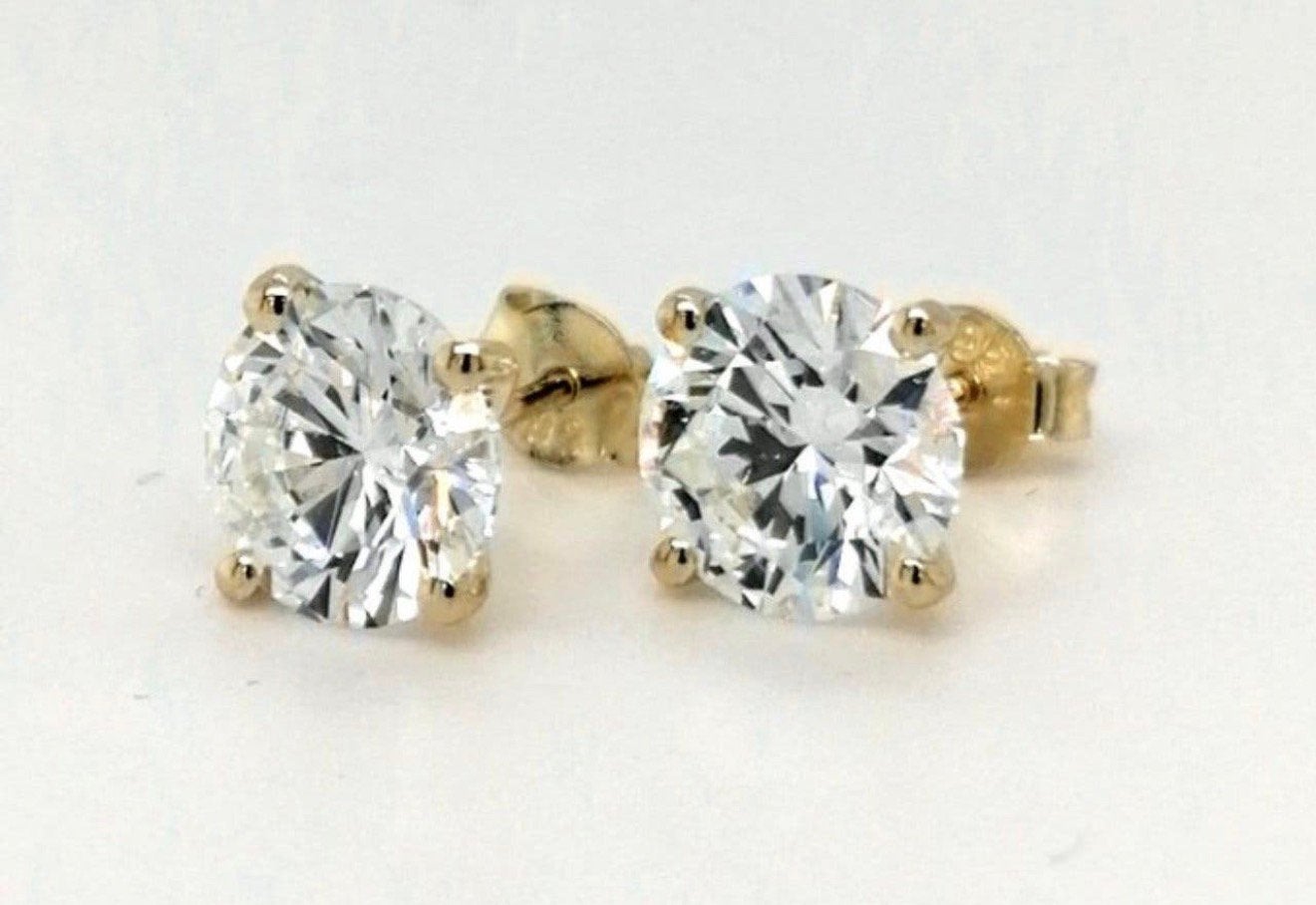 Gouden oorbellen met diamant totaal 2.52crt met certificaat!, Sieraden, Tassen en Uiterlijk, Oorbellen, Nieuw, Ophalen of Verzenden