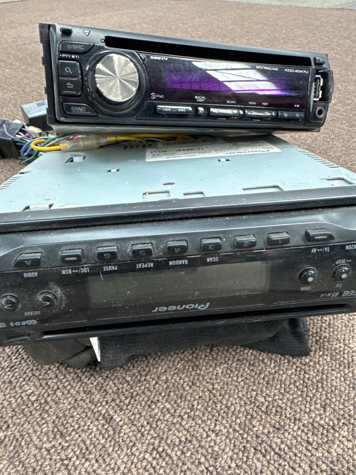 Kenwood KDC-4047U & Pioneer DEH-1620R Autoradio's, Ophalen of Verzenden, Gebruikt