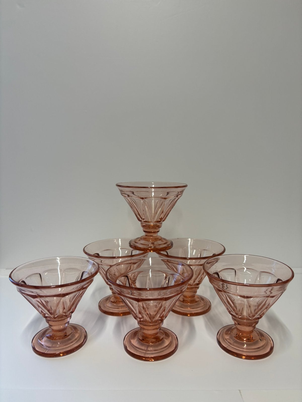 Vintage Franse Rosaline persglas ijscoupes, Verzenden
