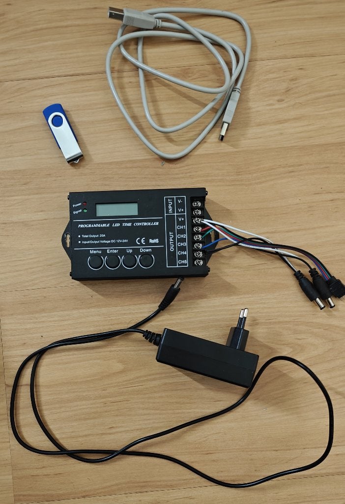 Led time controller, Ophalen of Verzenden, Inclusief controller, Zo goed als nieuw, Verlichting of Verwarming