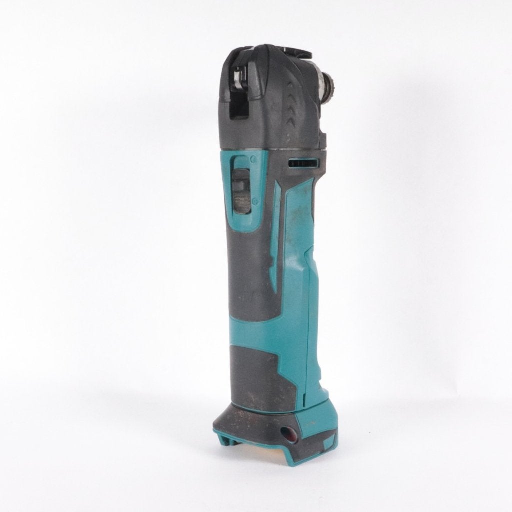 Makita DTM51ZJX3 Multitool Incl Accesoires - Gebruikte staat, Makita, Gebruikt, Support@makita.com, Makita Corporation, 3-11-8, Sumiyoshi-cho, 
Anjo, Aichi 446-8502
Japan