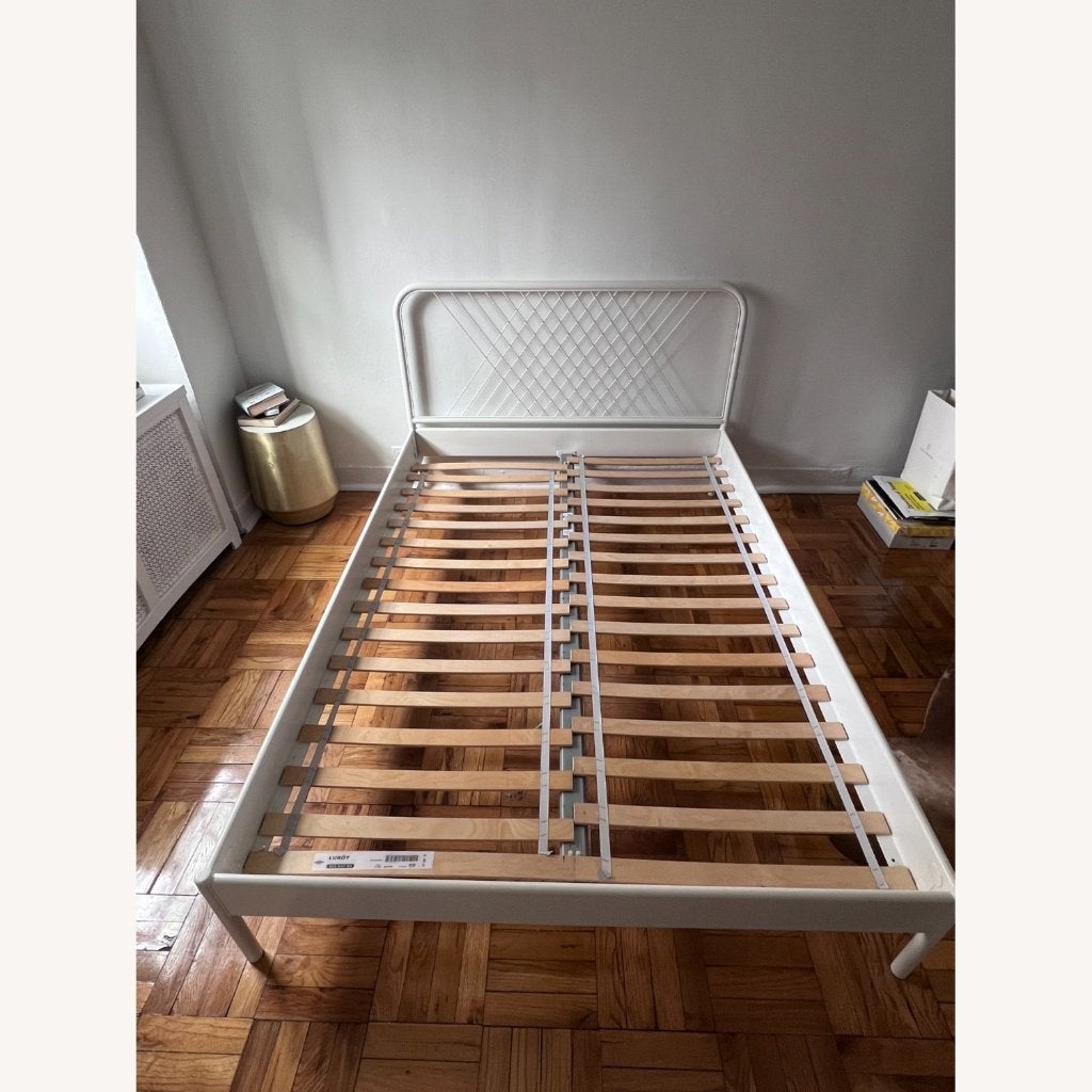 Bedframe IKEA Nesttun 160cm, Huis en Inrichting, Slaapkamer | Bedden, Ophalen, Wit, Tweepersoons, Zo goed als nieuw