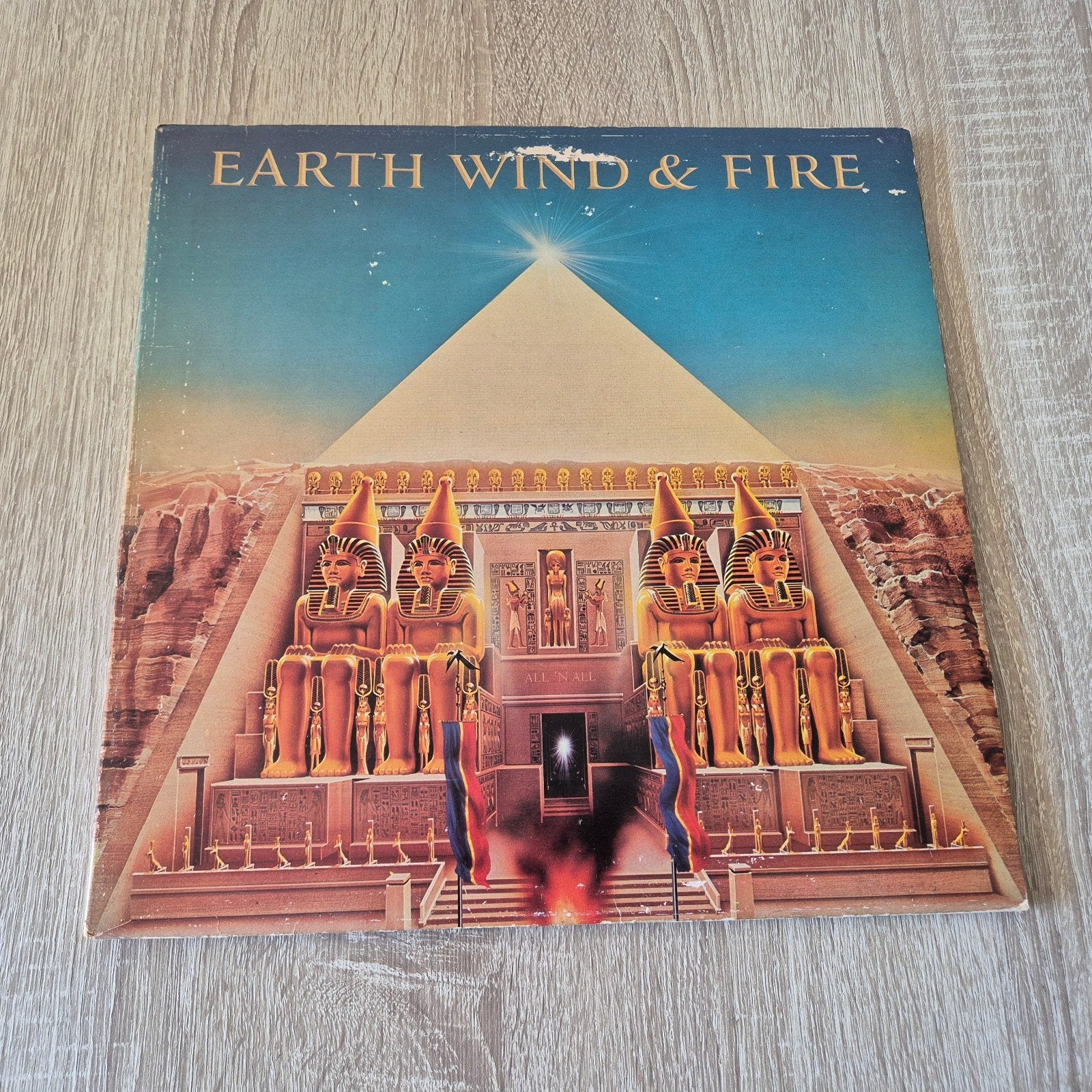 Earth, Wind & Fire LP met poster - Klassieke Funk/Soul, LP, Gebruikt, Ophalen of Verzenden, Funk