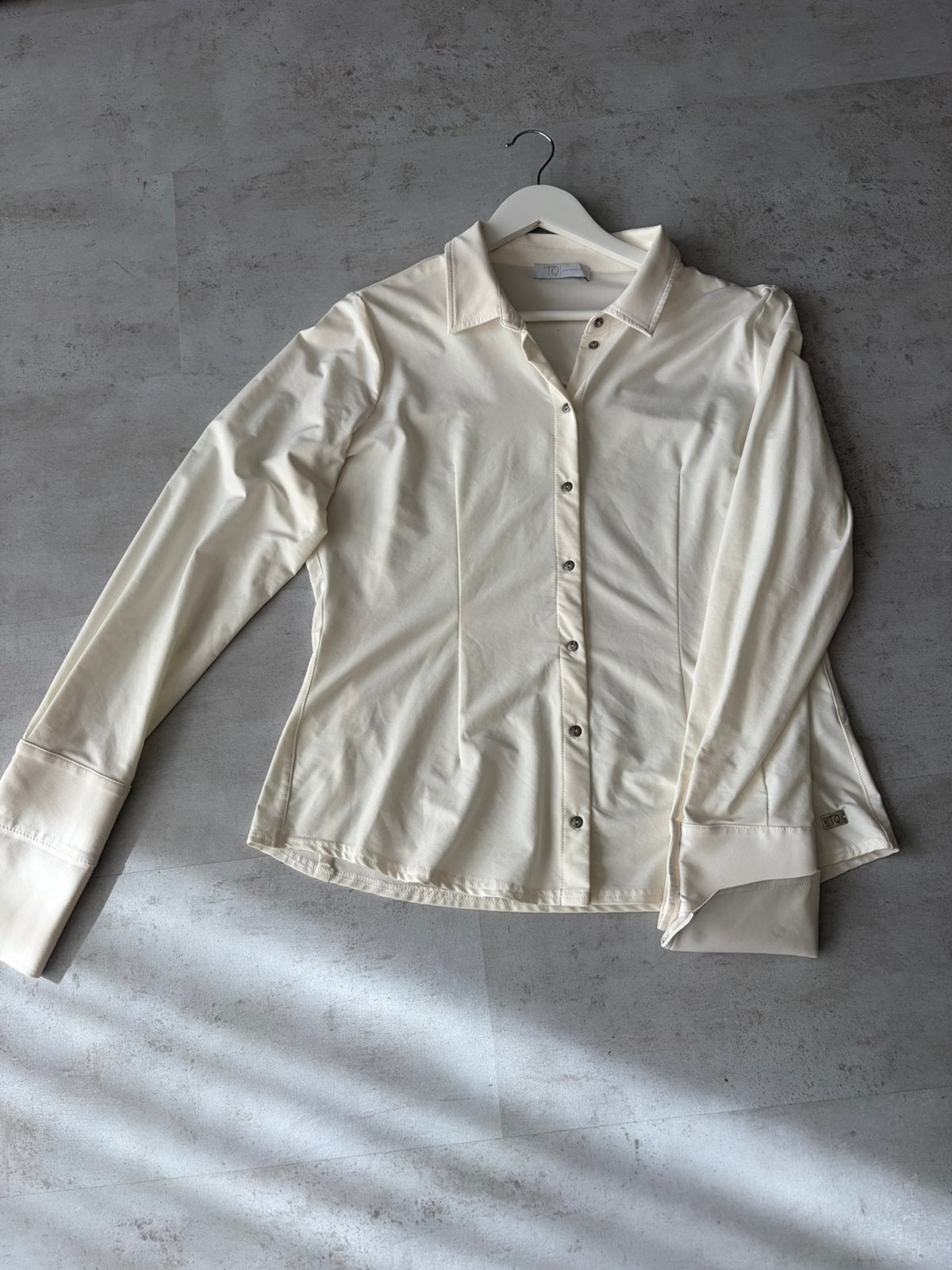 Mooie off white blouse TQ Amsterdam, Ophalen of Verzenden, Zo goed als nieuw, Maat 46/48 (XL) of groter, Wit