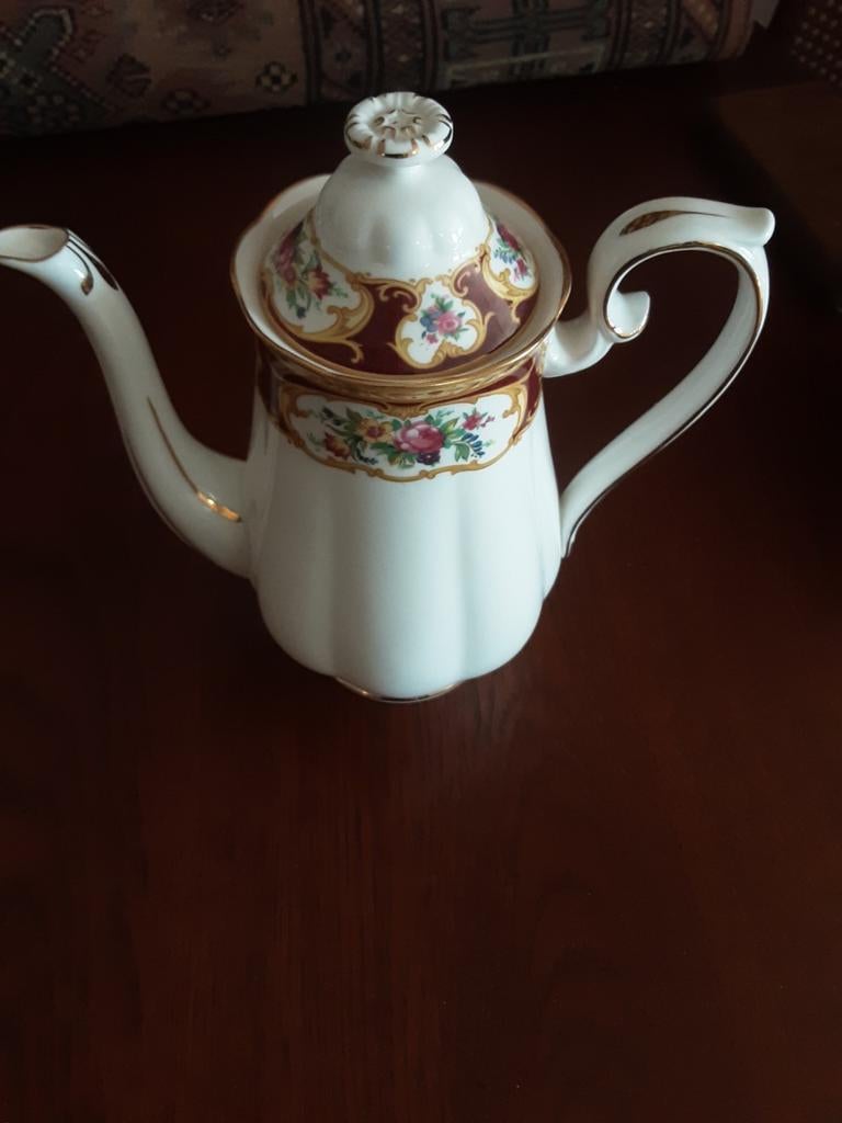 Royal Albert kleine koffiepot Lady Hamilton, Ophalen of Verzenden