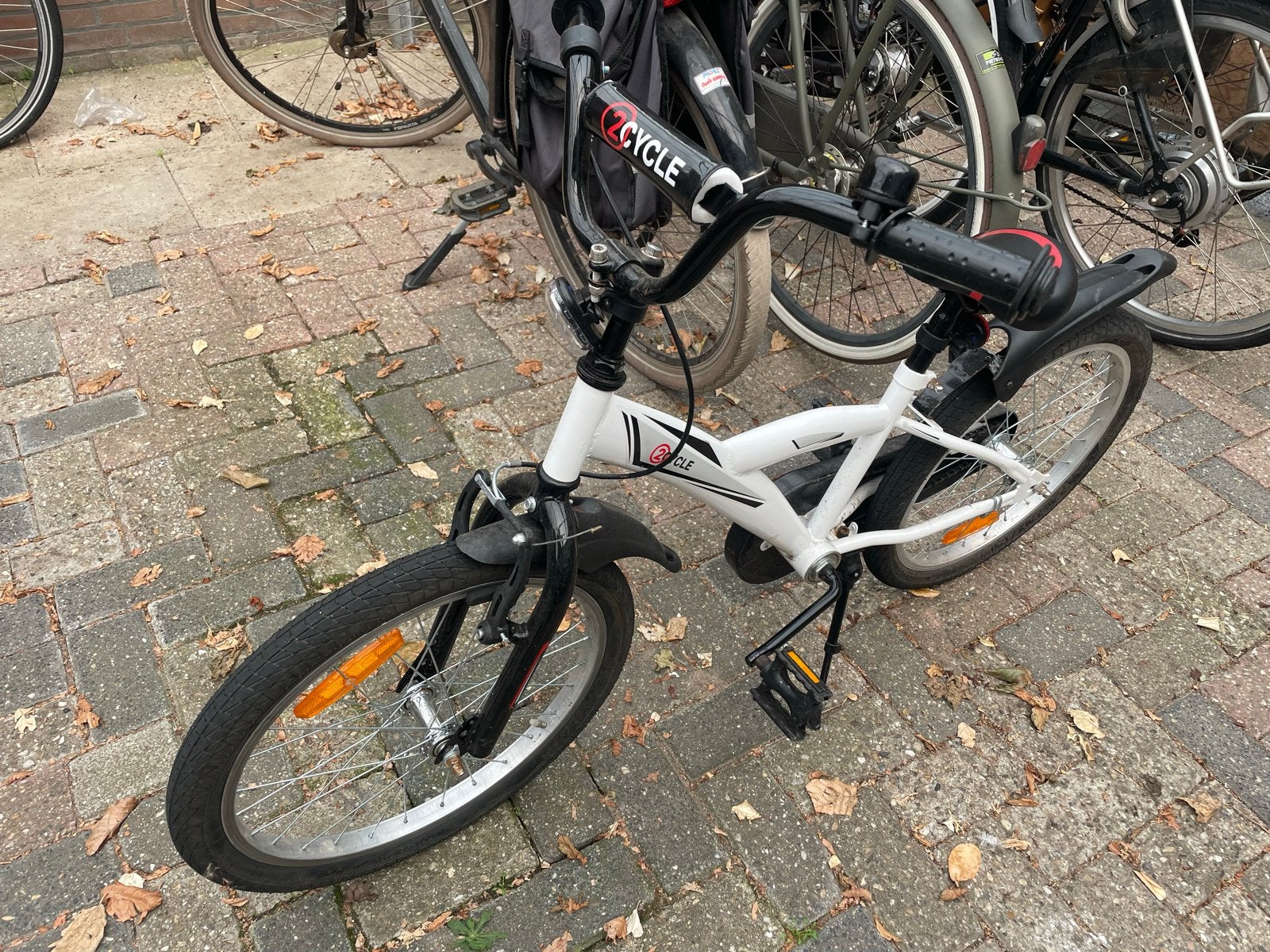 Kinderfiets 20 inch - Wit/Zwart, Ophalen of Verzenden, Gebruikt, Velgrem, 20 inch of meer