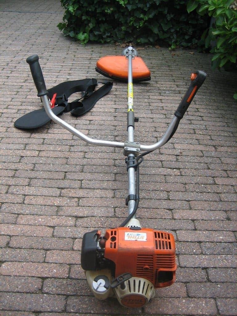 Stihl KM100R Combisysteem met Bosmaaier Benzine, Ophalen, Benzine, Gebruikt, STIHL