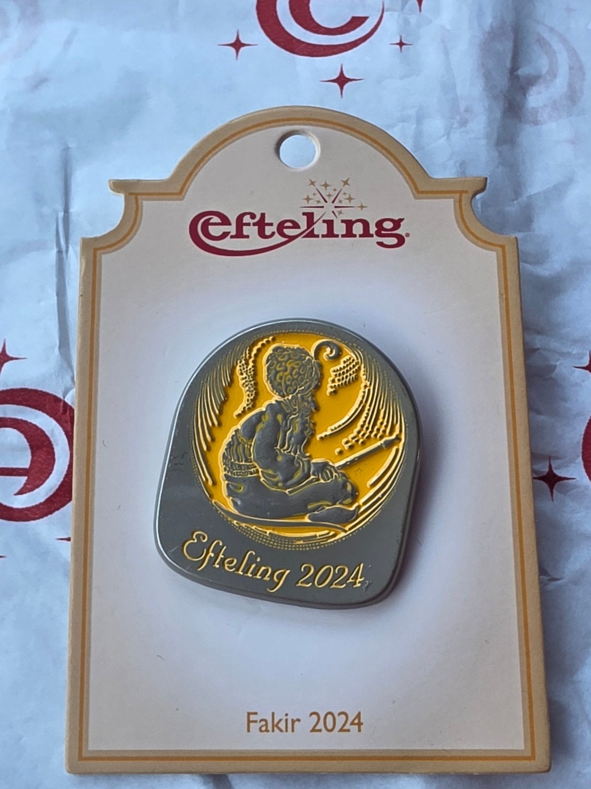 Efteling Fakir 2024 Pin - Nieuw in verpakking, Ophalen of Verzenden