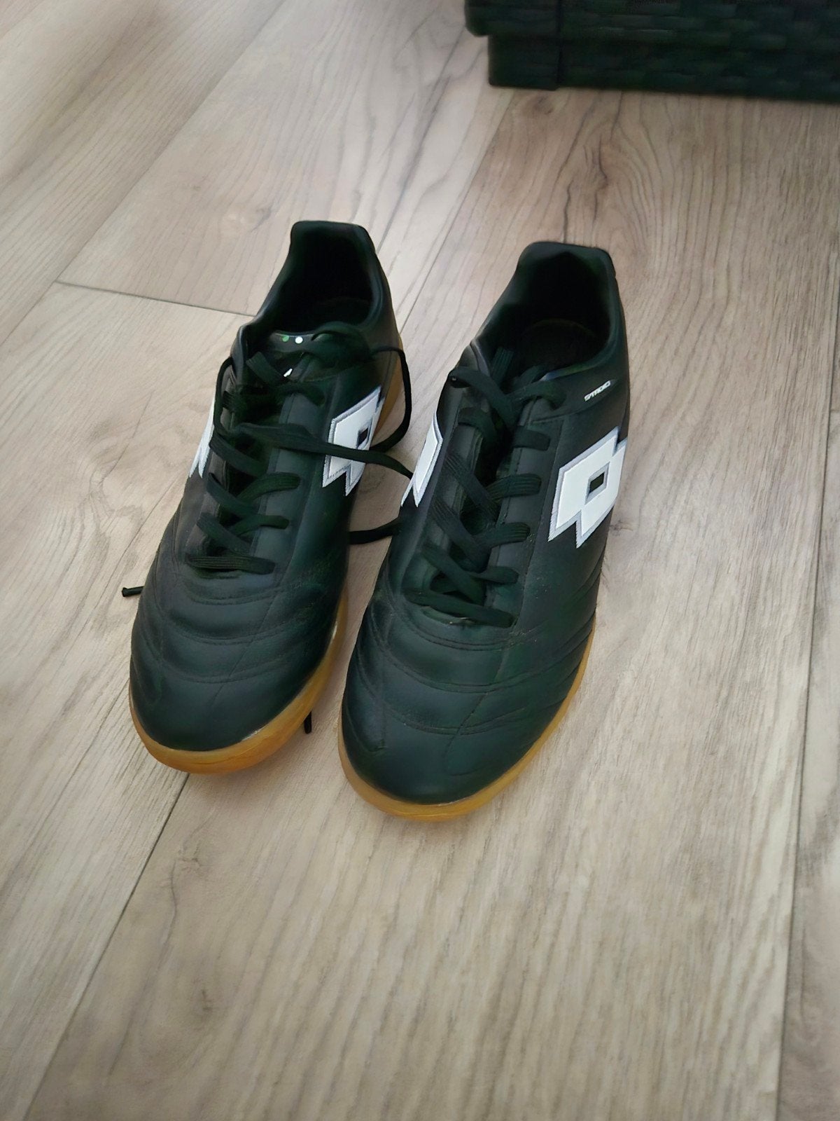 Lotto Stadio zaalvoetbalschoenen maat 40, Ophalen, Zo goed als nieuw, Schoenen