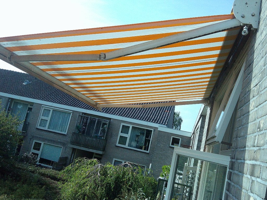 Knikarm Zonnescherm Handmatig! Uitval 3 meter, Tuin en Terras, Zonneschermen, Ophalen, Gebruikt, 150 tot 300 cm, 250 cm tot 450 cm
