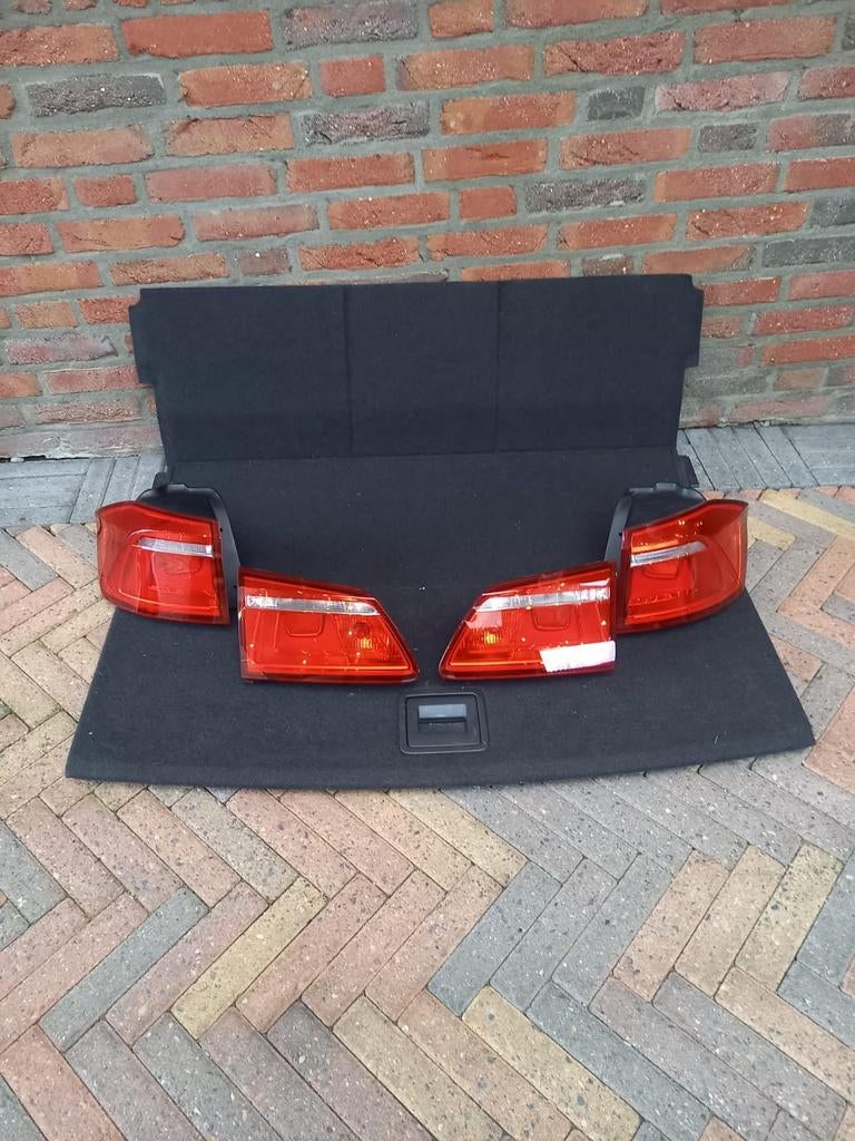 Achterlichten VW Touran 2014, Ophalen
