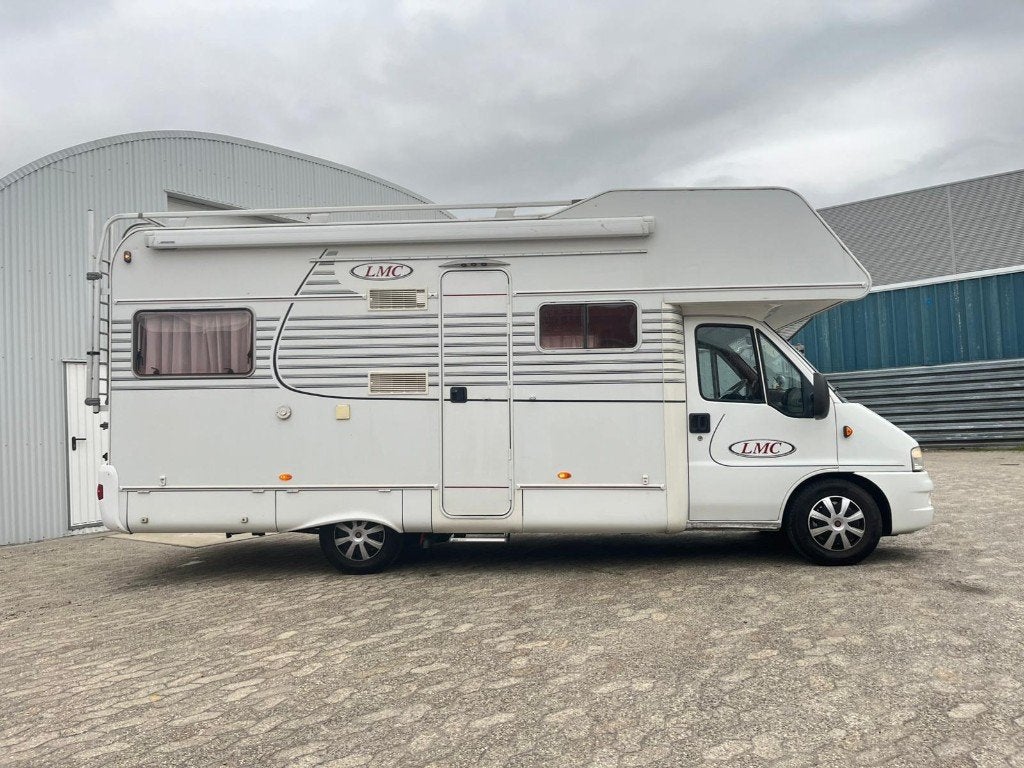6 persoons LMC camper - gezinscamper, Caravans en Kamperen, Alkoof, Fiat, Particulier, Tot en met 6