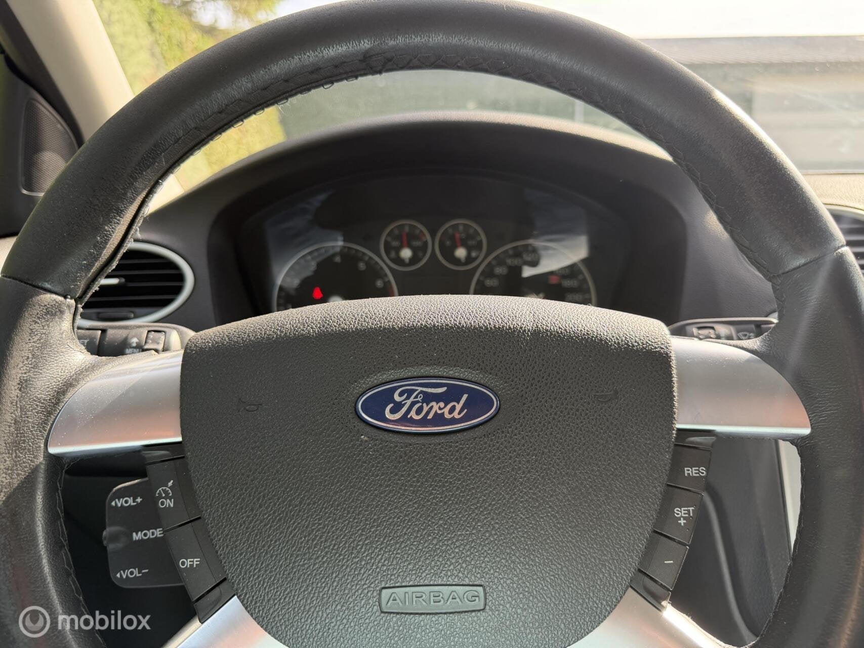 Foto 10 van Ford Focus Wagon 1.6-16V Koude Airco Cruise Distributie verv