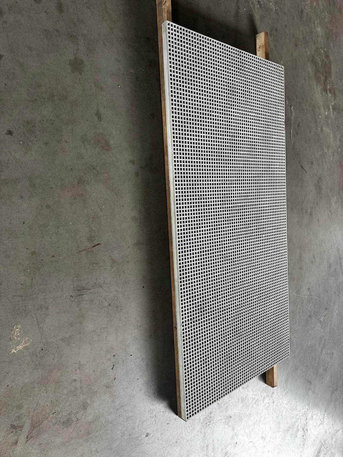 Kunstof rooster 100x200x37mm met antislip., Ophalen, Nieuw