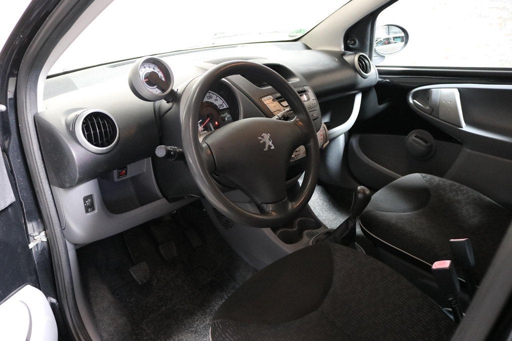 Peugeot 107 1.0-12V XR | AIRCO | 5 DRS | NWE APK |, Voorwielaandrijving, Euro 5, Stof, Gebruikt
