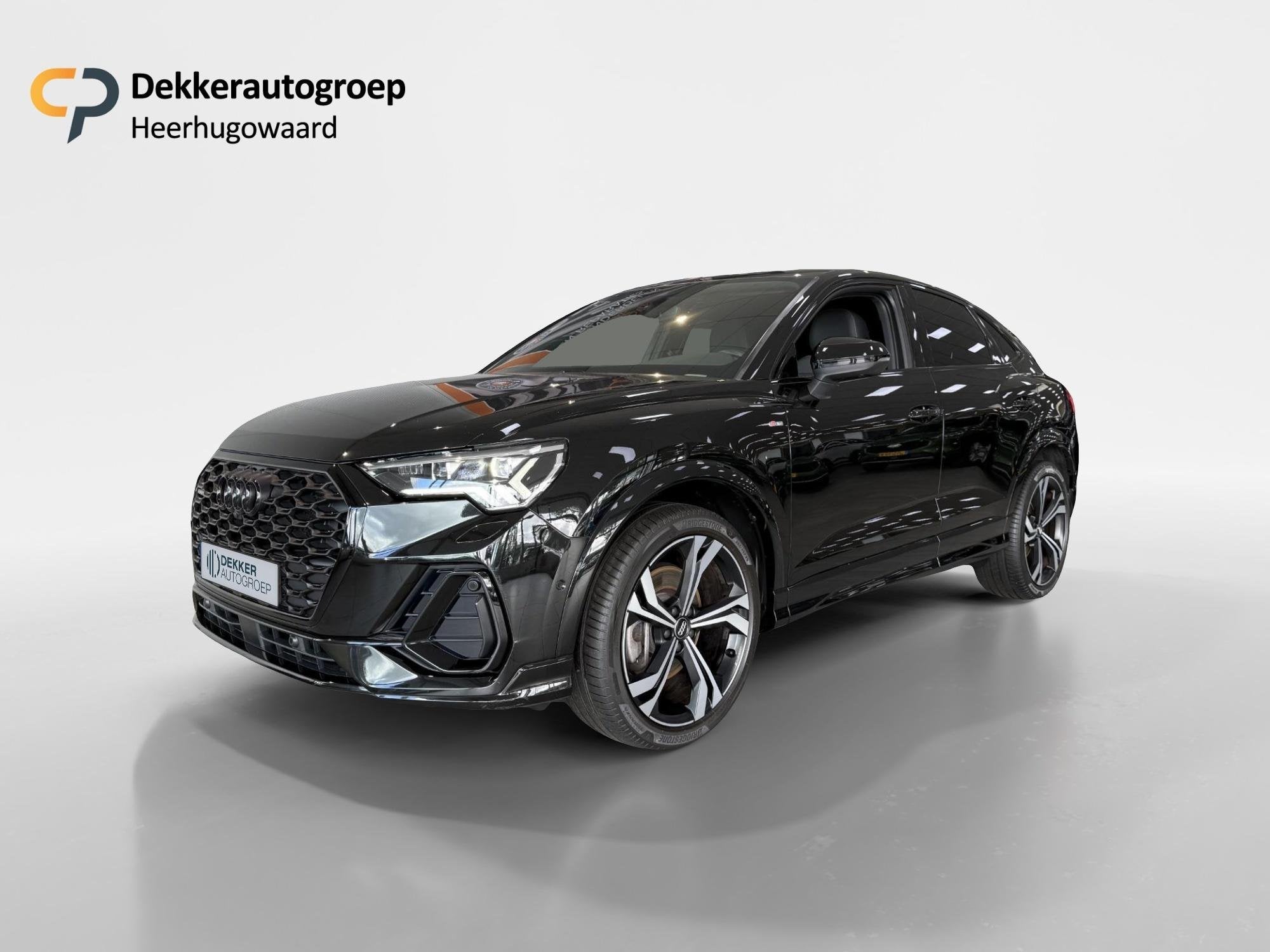 Audi Q3 Sportback 45 TFSI quattro edition one Black Pack - P