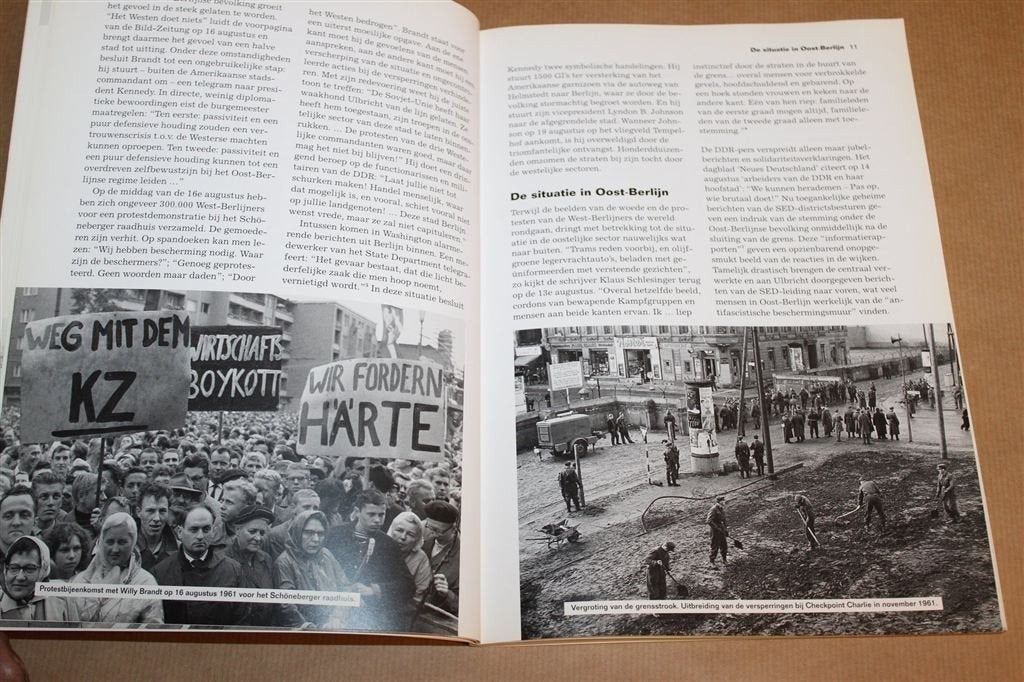 De Berlijnse Muur — Grens Door Een Stad, Ophalen of Verzenden, Tweede Wereldoorlog, Gelezen, Overige onderwerpen