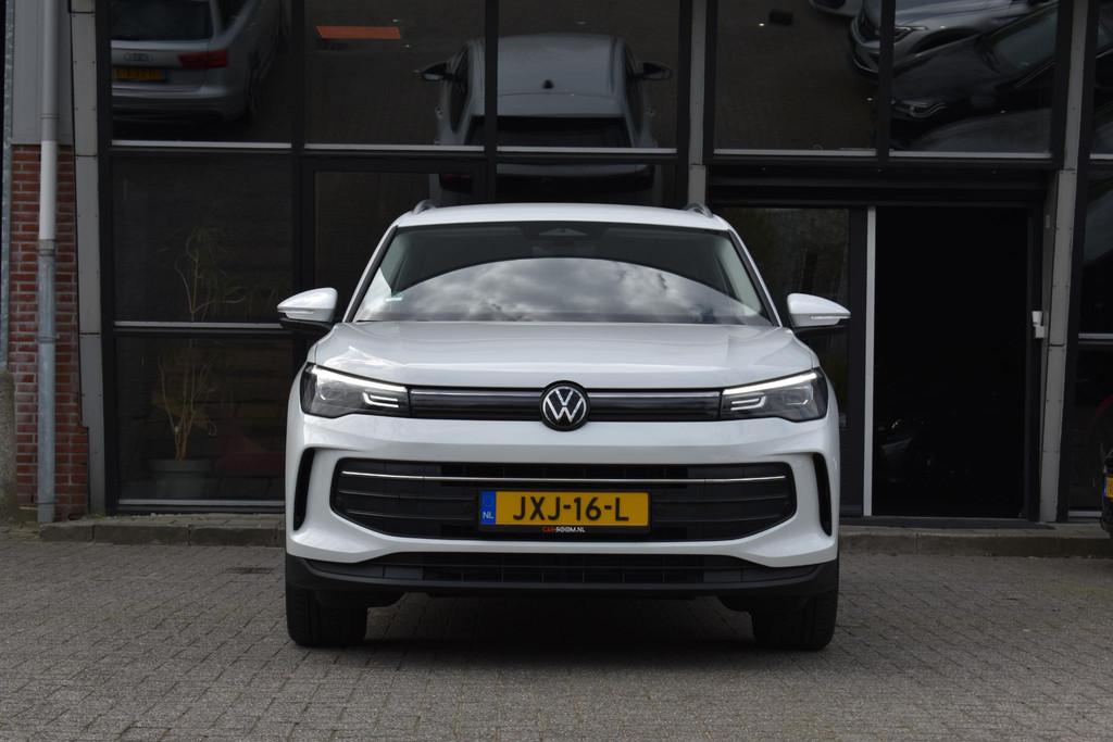 Volkswagen Tiguan 1.5 eTSI Life Edition Lane ACC Camera Stuu, Stof, 4 cilinders, Wit, Bedrijf