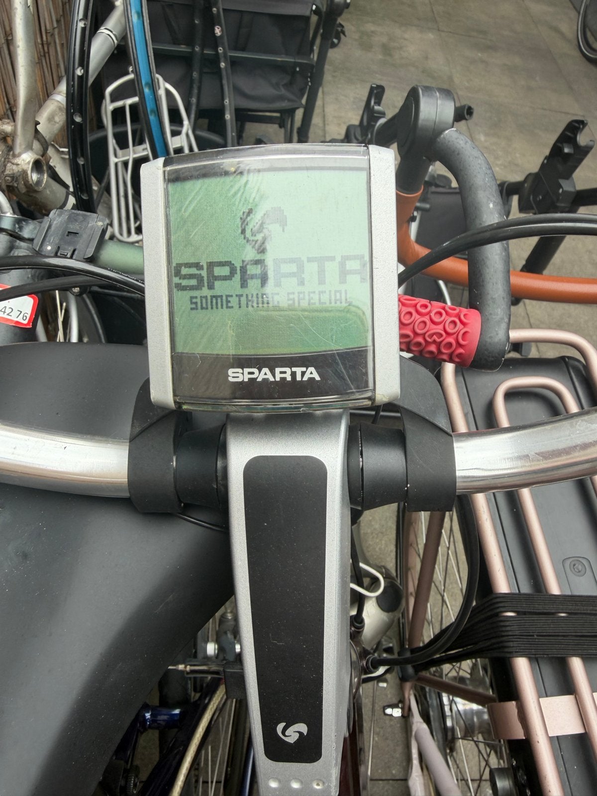 Sparta Ion display compleet met houder en stuurbediening, Ophalen of Verzenden, Gebruikt