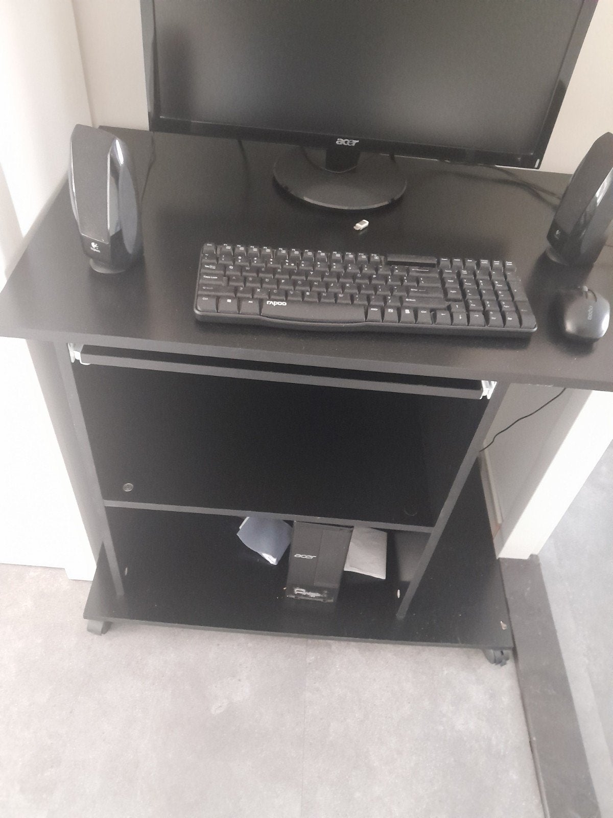 pc meubel gratis, Huis en Inrichting, Ophalen of Verzenden