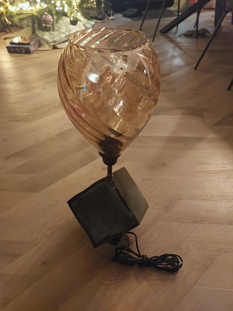 DKW Tafellamp met metalen poot en glazen kelk, Huis en Inrichting, Lampen | Tafellampen, Ophalen, Zo goed als nieuw, Glas, Modern