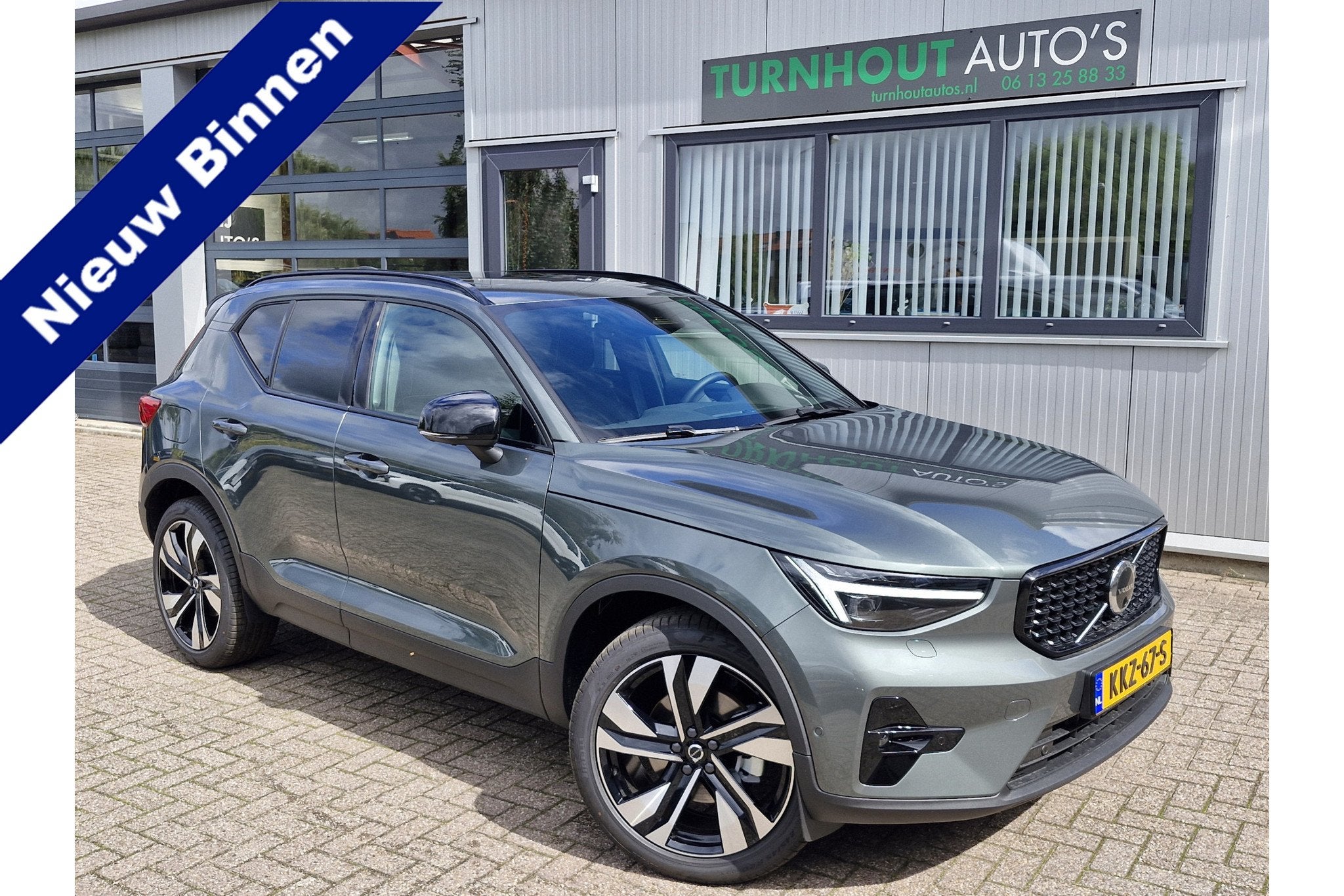 Volvo XC40 B4 Plus Dark met Lighting Pack (koplampen adaptie, Auto's, Volvo, Dealer onderhouden, Gebruikt, 4 cilinders, Origineel Nederlands