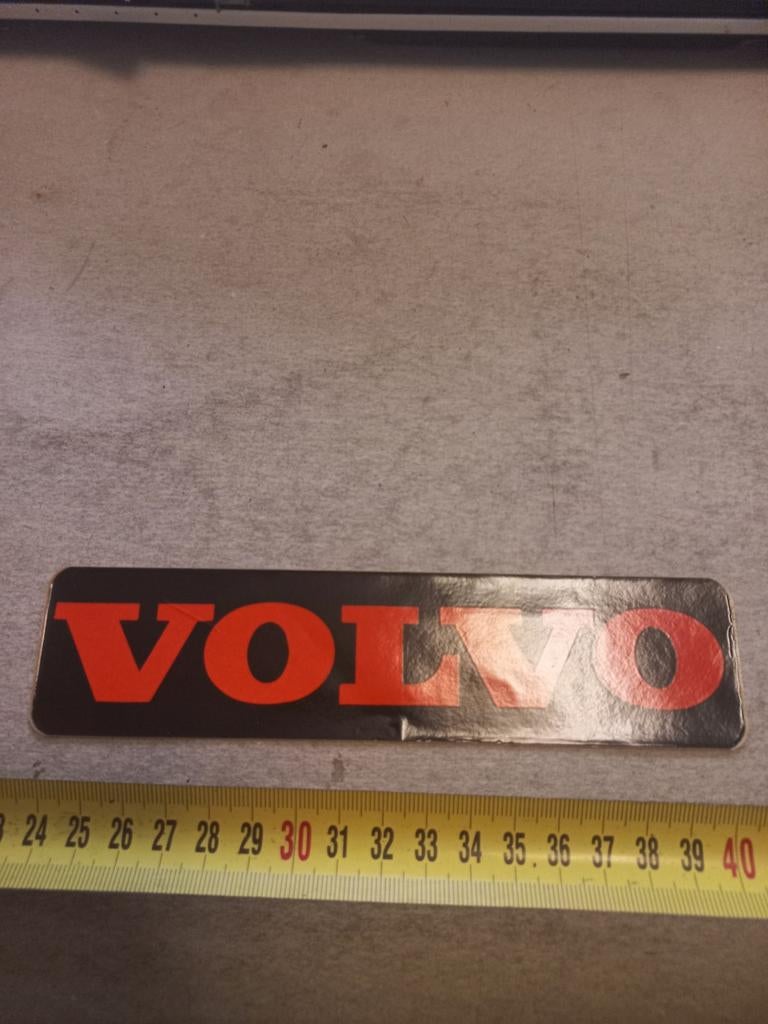 Volvo rood, Ophalen of Verzenden, Zo goed als nieuw