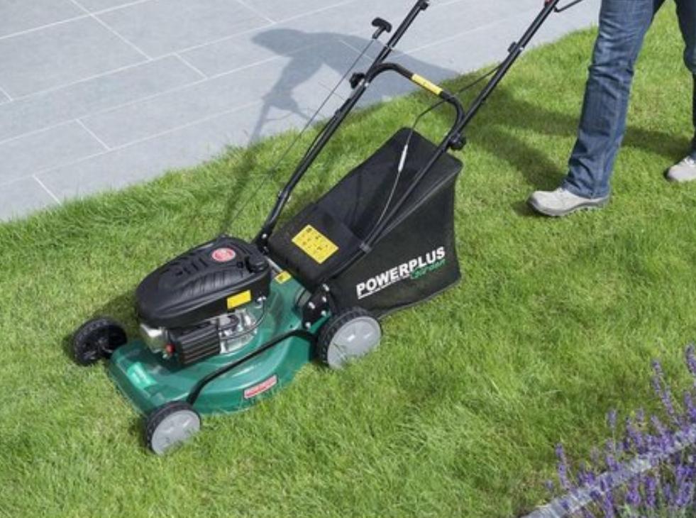 Powerplus Eco 3-in-1 Grasmaaier BENZINE 41cm ZELFRIJDEND, Ophalen, Cirkelmaaier, Opvangzak, Benzine-grasmaaier