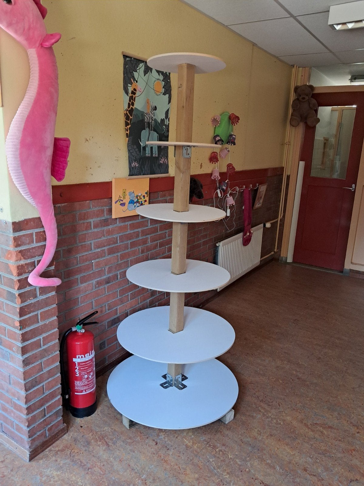 Houten etagère voor kersthuisjes of decoratie, Ophalen, Gebruikt, Etagère, Hout