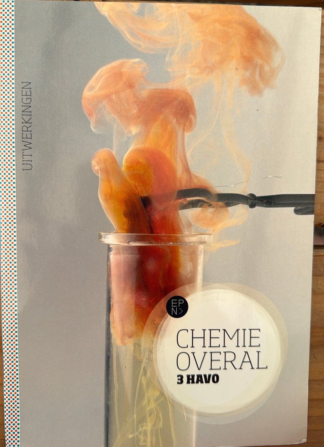 3 HAVO Chemie Overal uitwerkingen, Ophalen of Verzenden, Gelezen, HAVO, Scheikunde