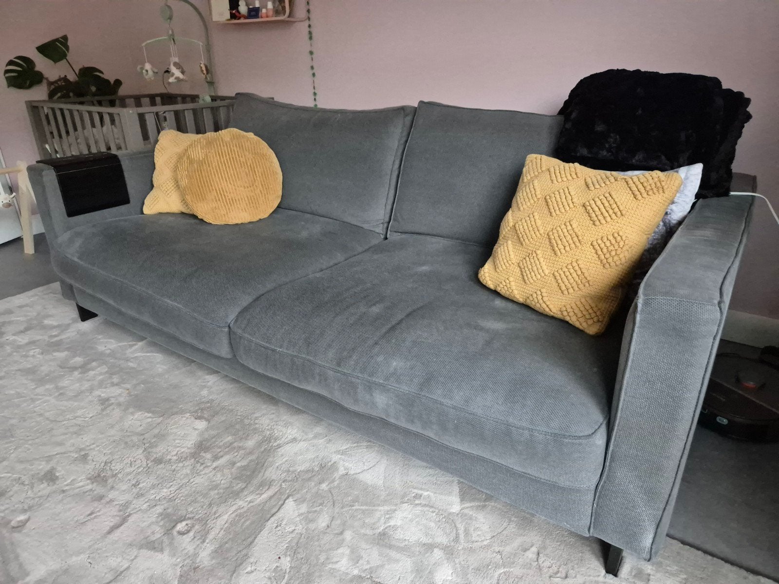 Bank en hocker Gigi van Room108, Huis en Inrichting, Banken | Bankstellen, Ophalen, Gebruikt, 100 tot 125 cm, Driepersoons