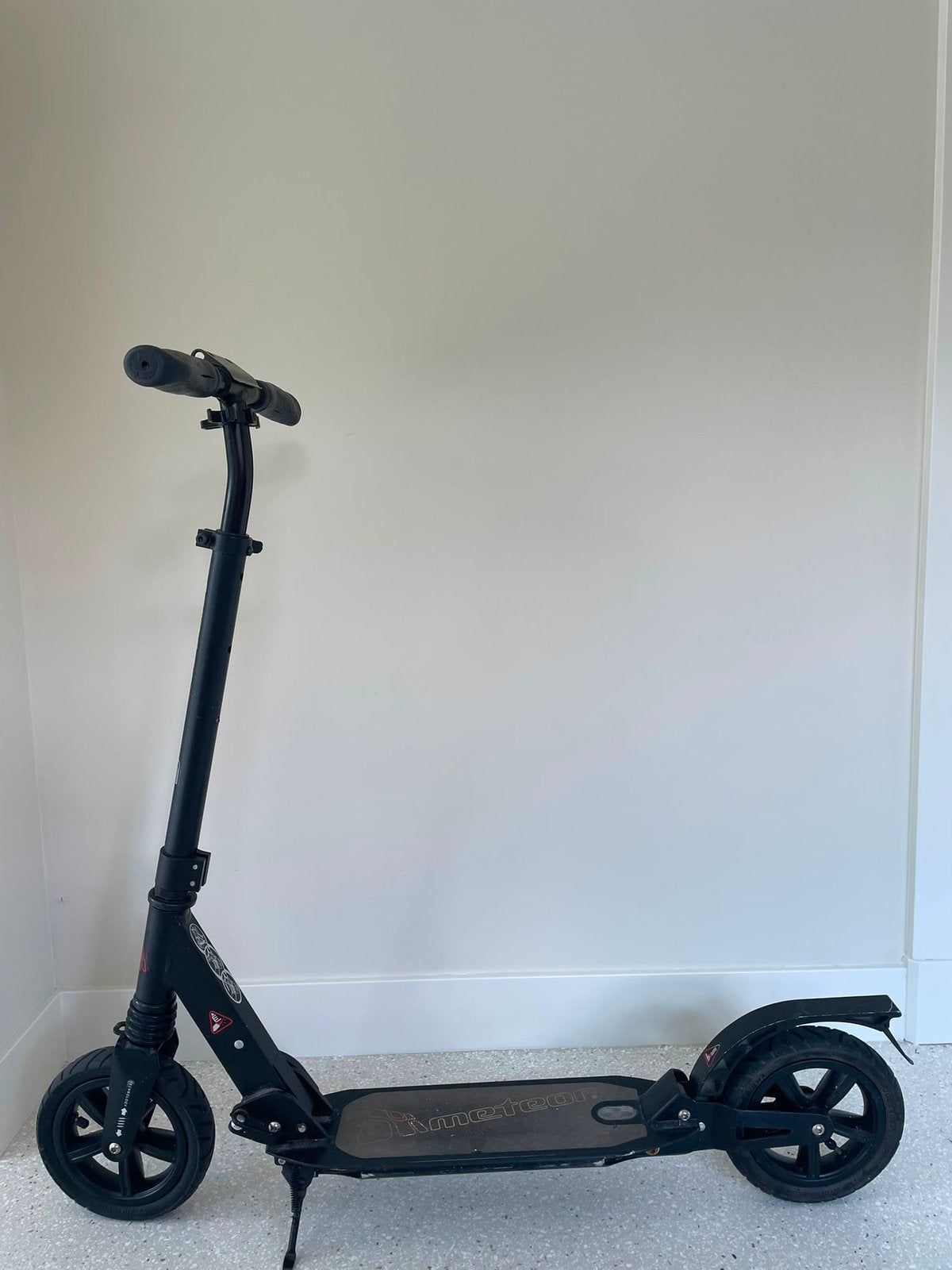 Meteor City Air Titan - zwarte step, Fietsen en Brommers, Steps, Ophalen, Gebruikt, Gewone step
