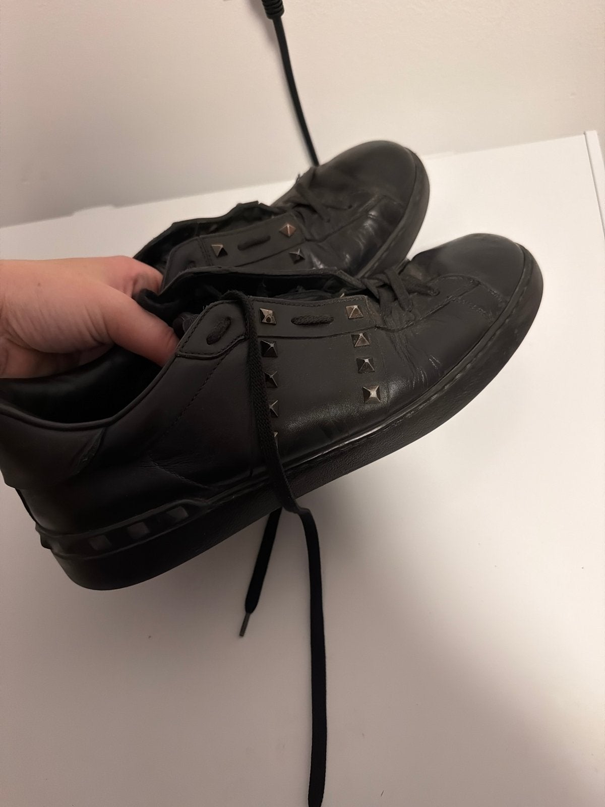 Valentino sneakers maat 44, Kleding | Heren, Schoenen, Ophalen of Verzenden, Gedragen, Zwart, Sneakers of Gympen