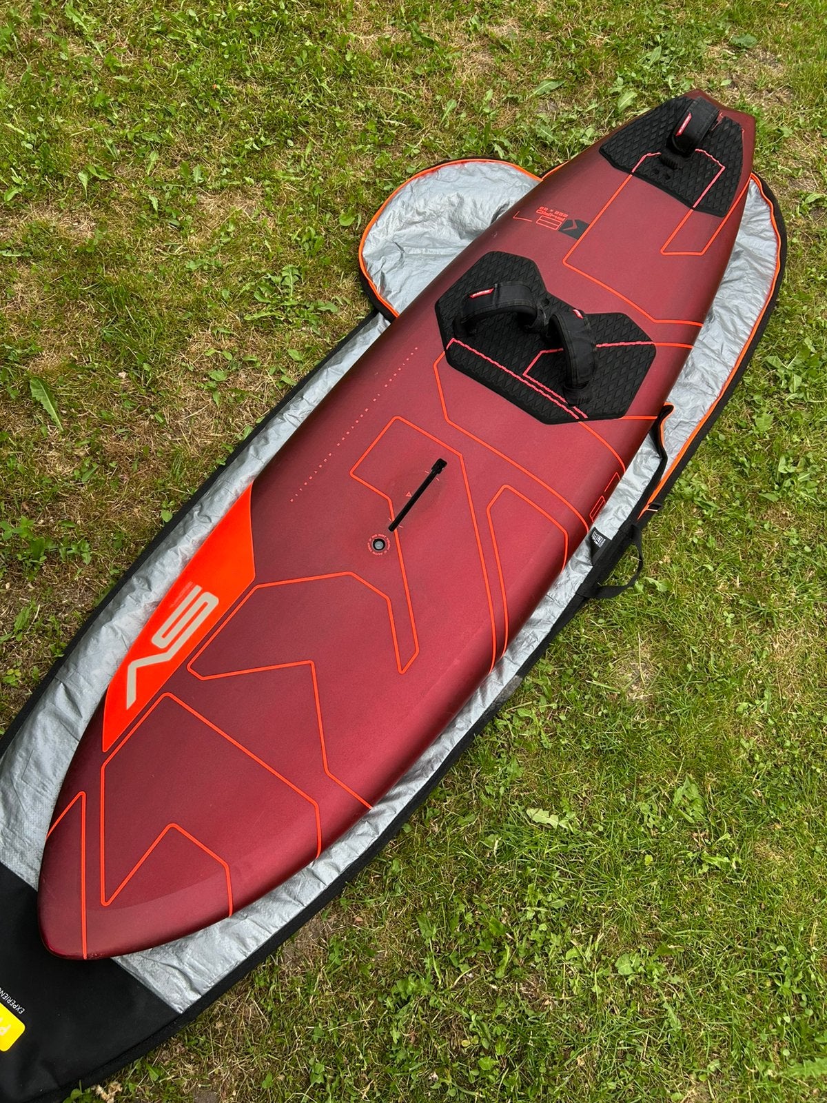 Severne Pyro 87 - 2024, Watersport en Boten, Windsurfen, Ophalen, Zo goed als nieuw, Plank
