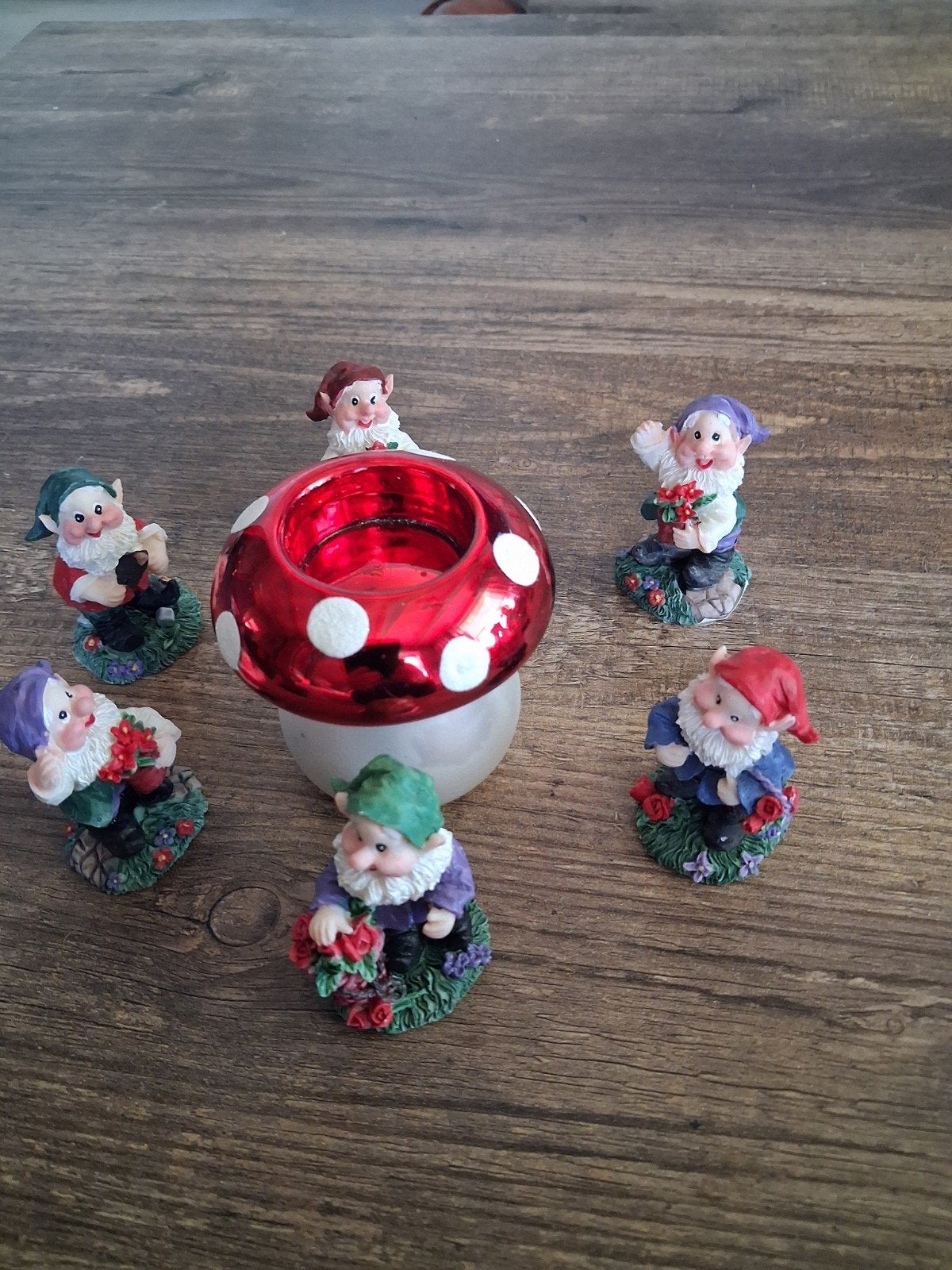 Set van 6 kabouters met paddestoel theelichthouder, Gebruikt, Meerkleurig, Overige stijlen, Ophalen of Verzenden