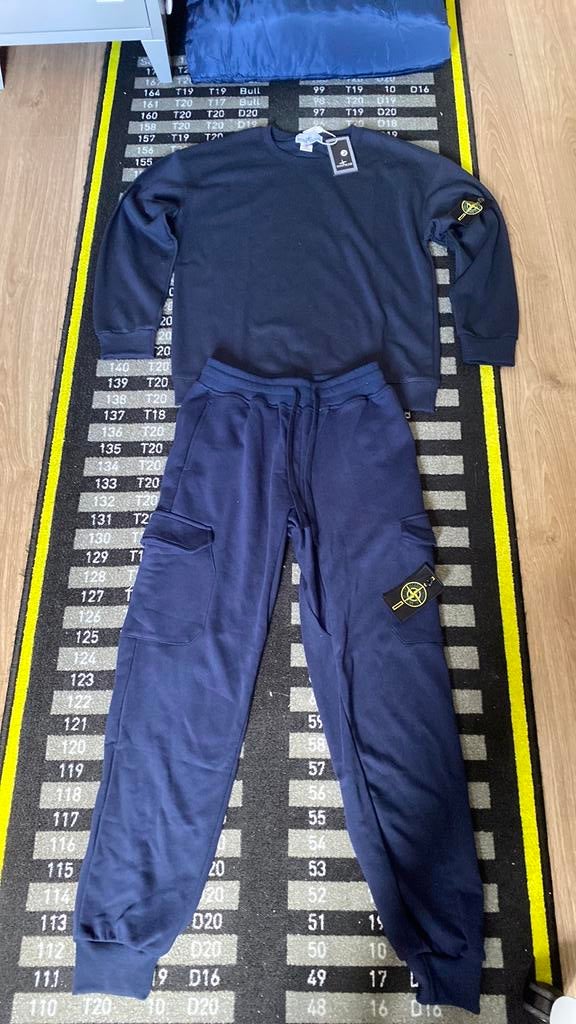 Stone Island trui+broek donkerblauw, Kleding | Dames, Sportkleding, Blauw, Nieuw, Ophalen of Verzenden, Maat 42/44 (L)