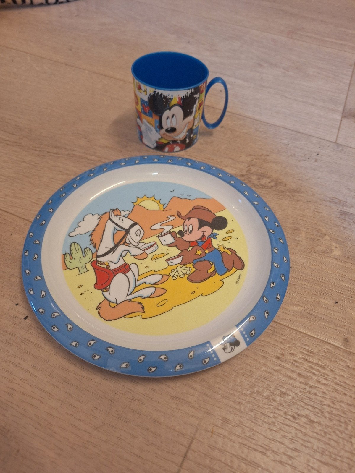 Mickey bordje en beker, Ophalen of Verzenden, Gebruikt