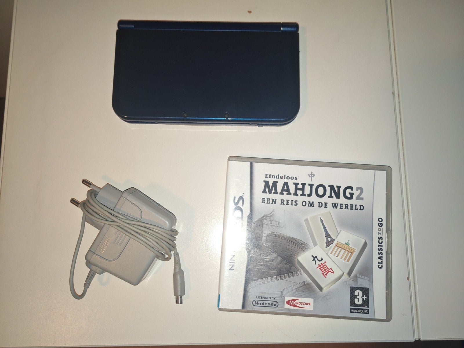 New nintendo 3ds xl, Spelcomputers en Games, Spelcomputers | Nintendo DS, Overige modellen, Blauw, Ophalen of Verzenden, Gebruikt