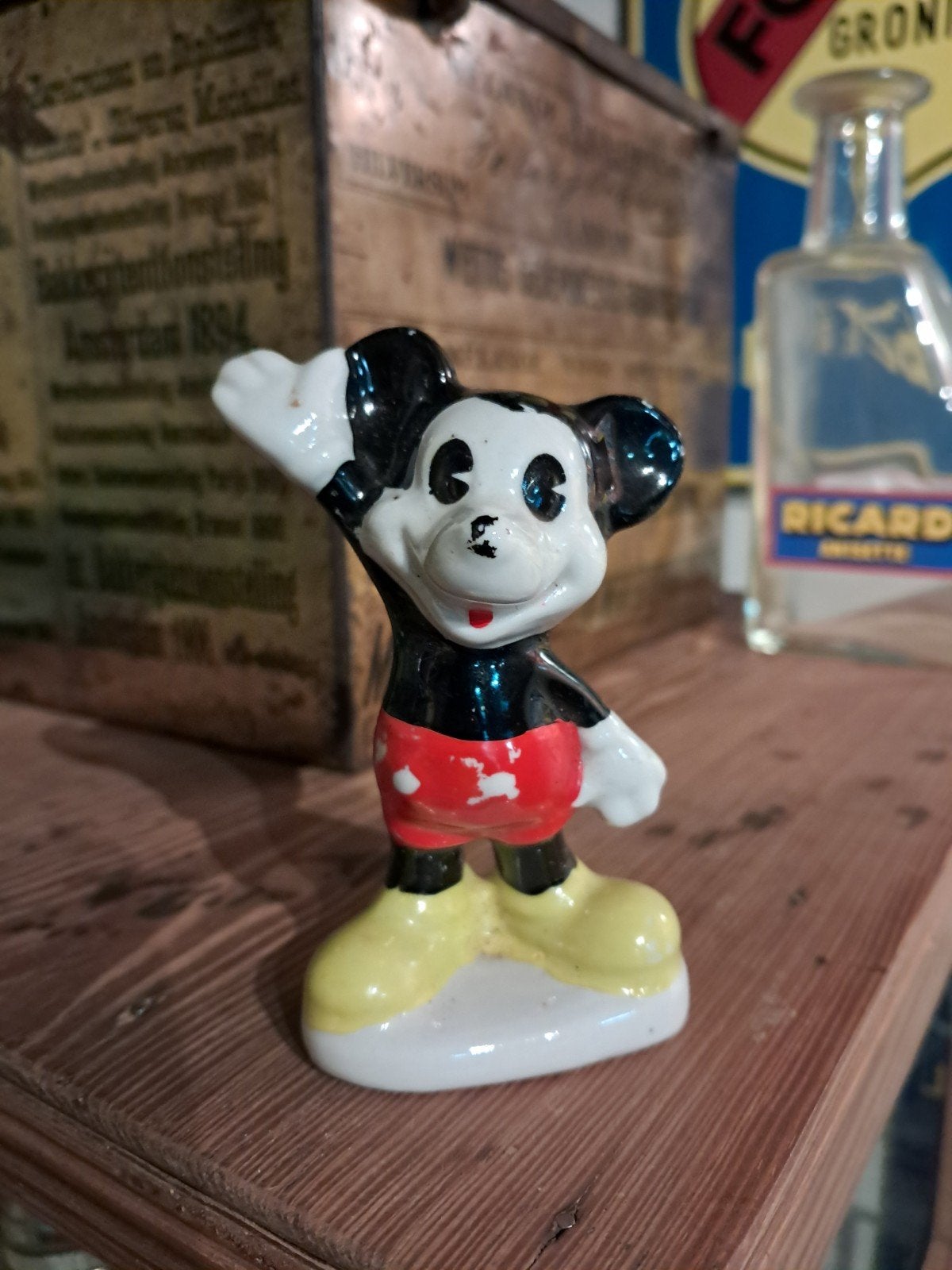 Mickey Mouse beeldje, Verzamelen, Ophalen of Verzenden, Mickey Mouse, Zo goed als nieuw, Beeldje of Figuurtje
